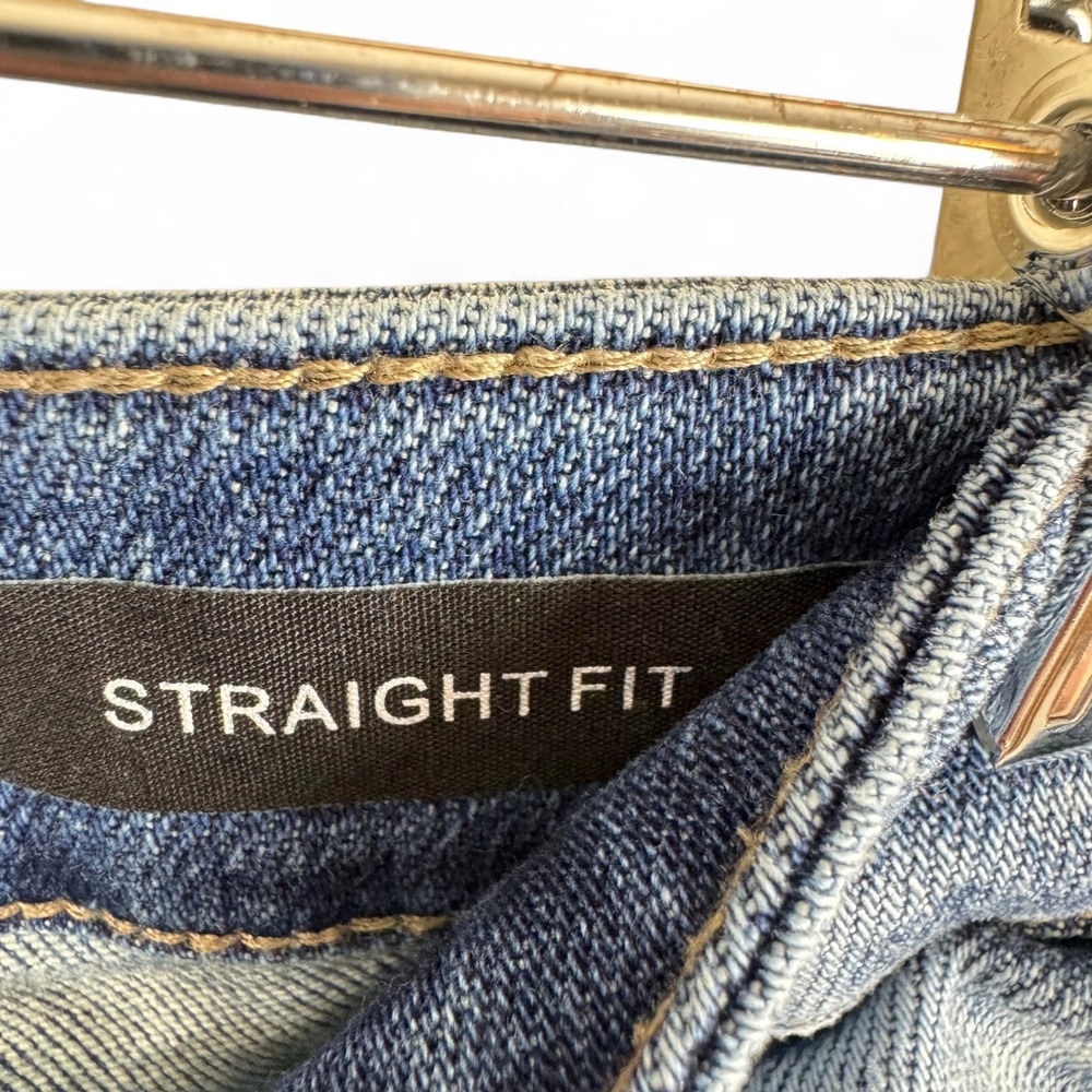 Judy Blue Women High Rise Distressed Destroyed Straight Fit Jeans Med Wash 13 31 - Picture 6 of 8